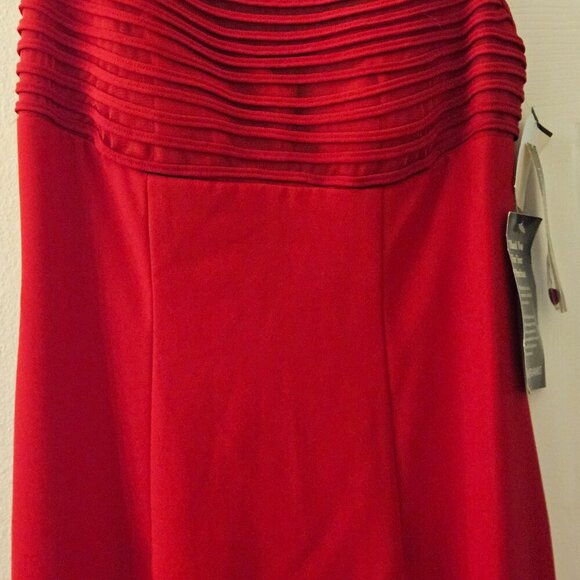 NWT Donna Morgan Event Occasion Party long red formal dress sexy slit 4 - Picture 7 of 12